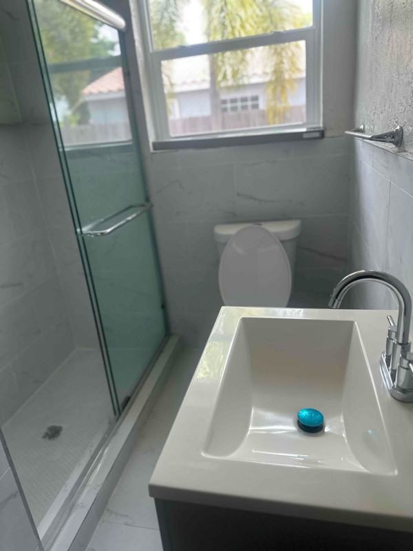 2439 Fillmore St #3 - Photo 4 of 4