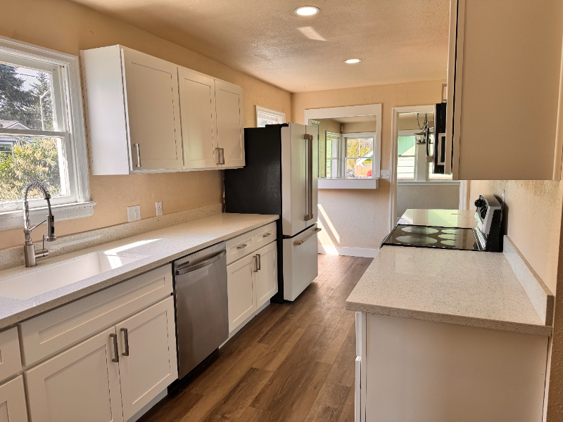 415 124th St S - Photo 2 of 2