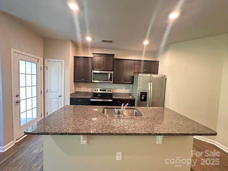 6029 Guildford Hill Ln - Photo 3 of 15