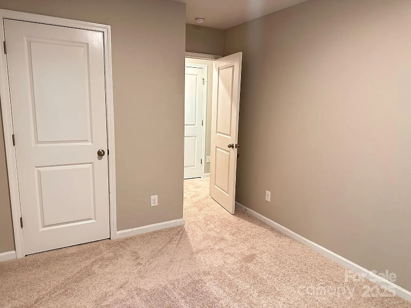 6029 Guildford Hill Ln - Photo 5 of 15