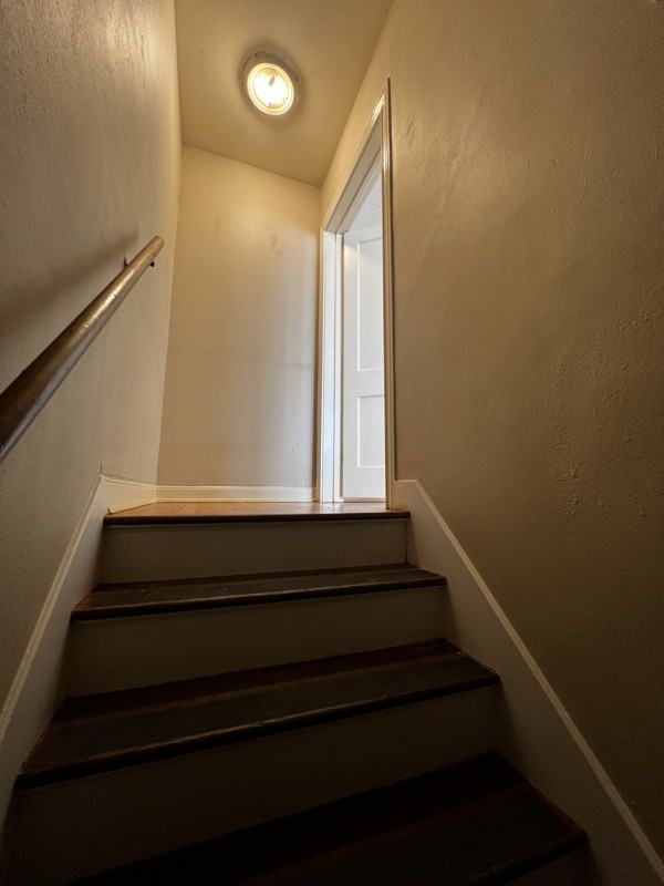 1403 Godwin St #1403 - Photo 4 of 20