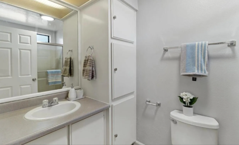 2373 Foothill Blvd #D - Photo 5 of 5