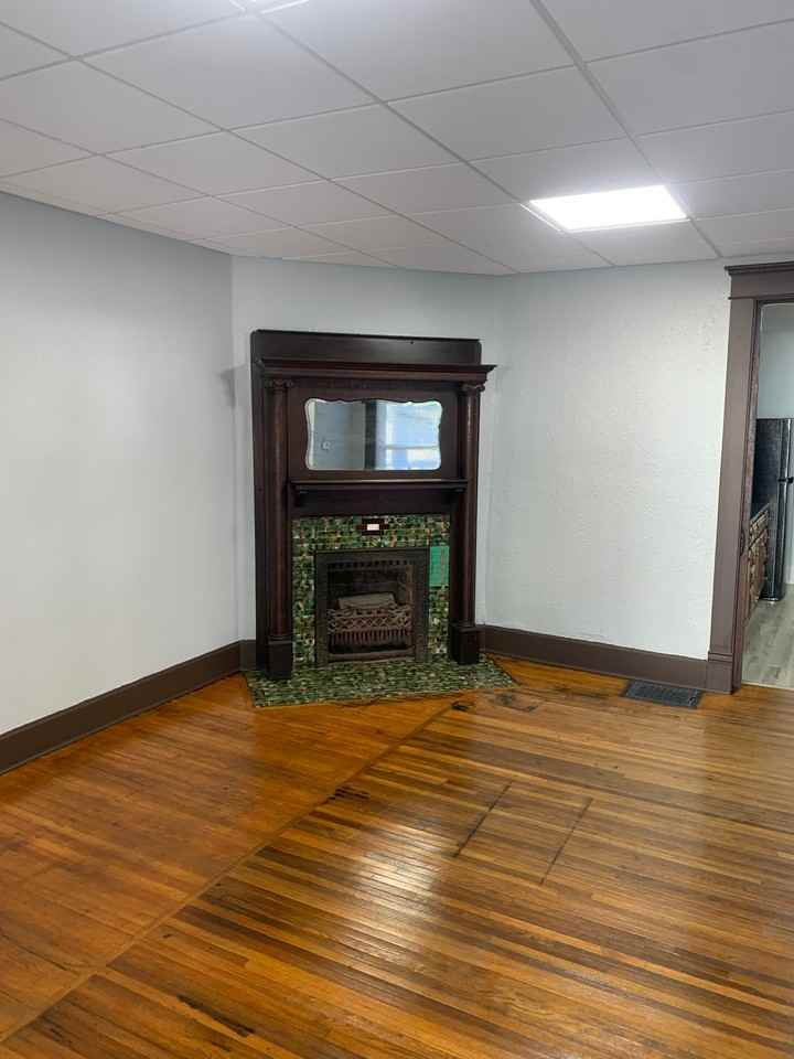 506 S Market St #A - Photo 4 of 14