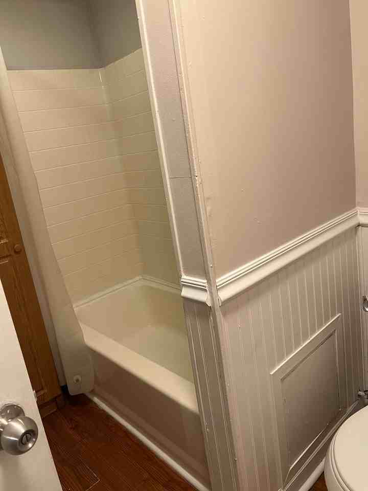 1512 N Greenview Ave - Photo 4 of 9