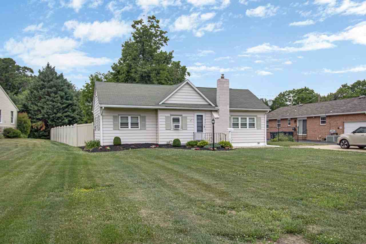 514 N Main St - Photo 2 of 19