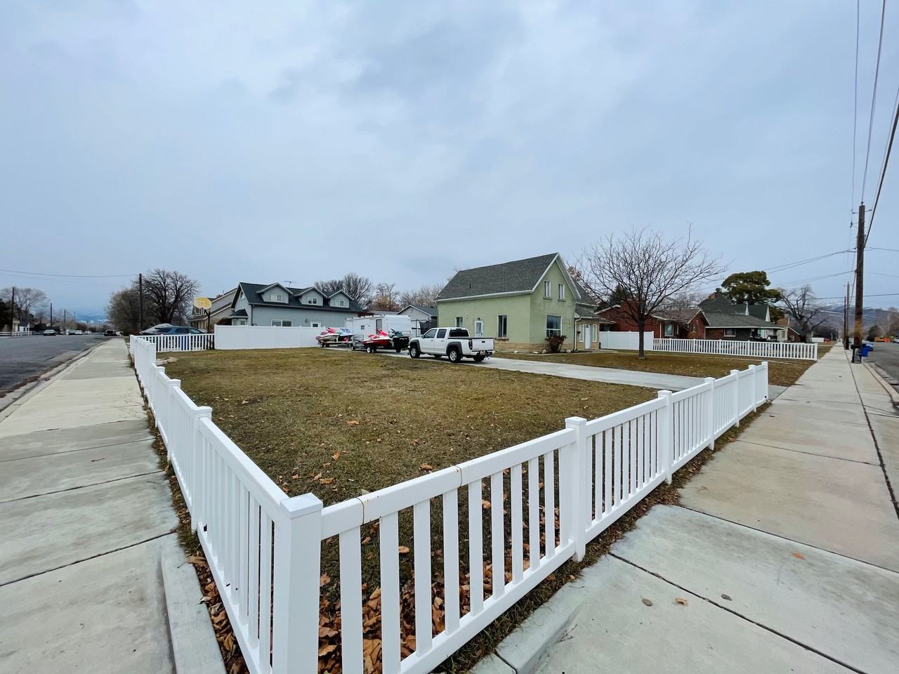 311 N Center St - Photo 2 of 17