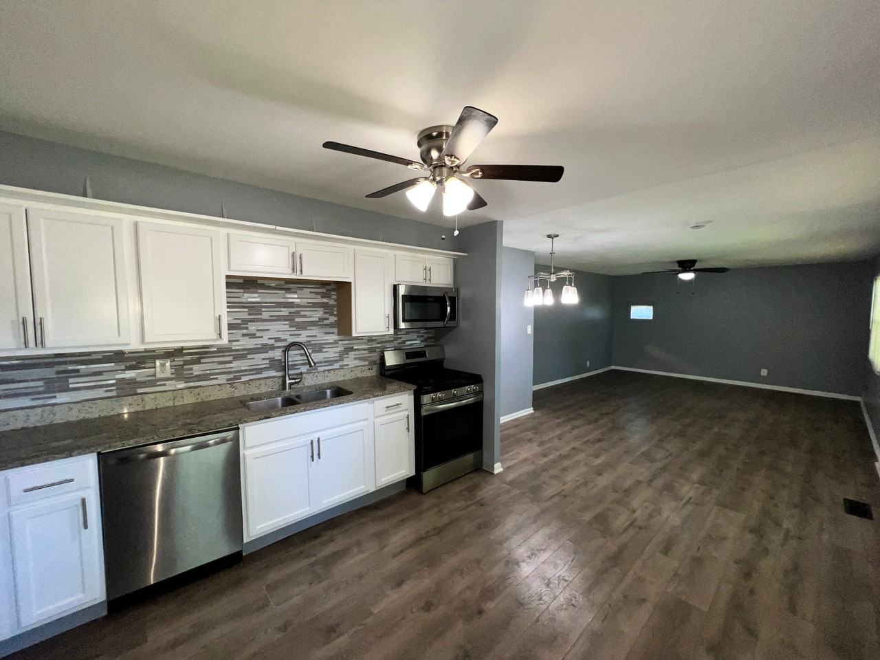 2236 220th St - Photo 2 of 20