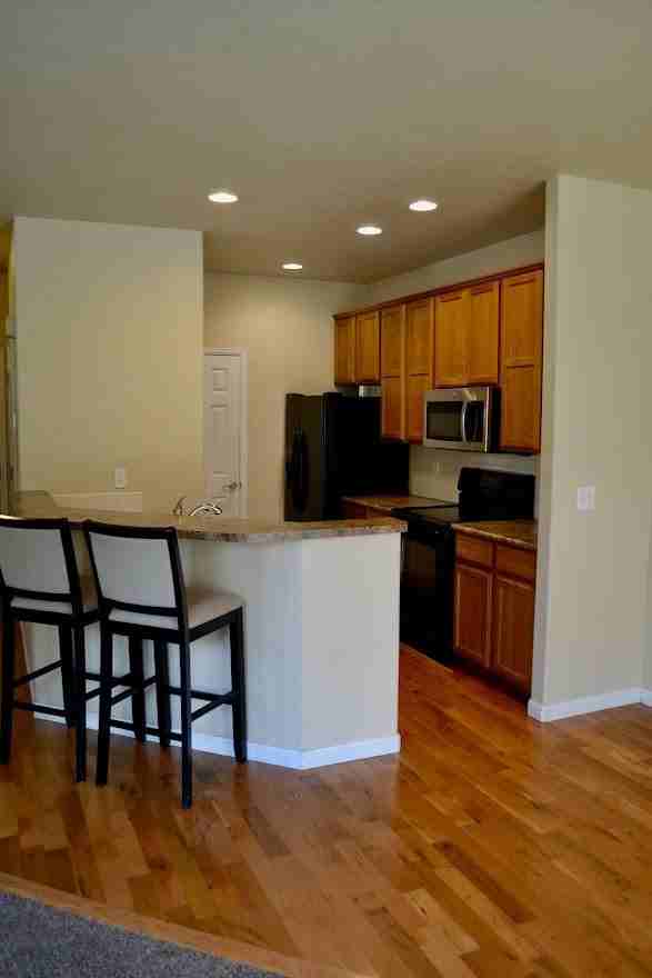2921 Kansas Dr #L - Photo 3 of 8