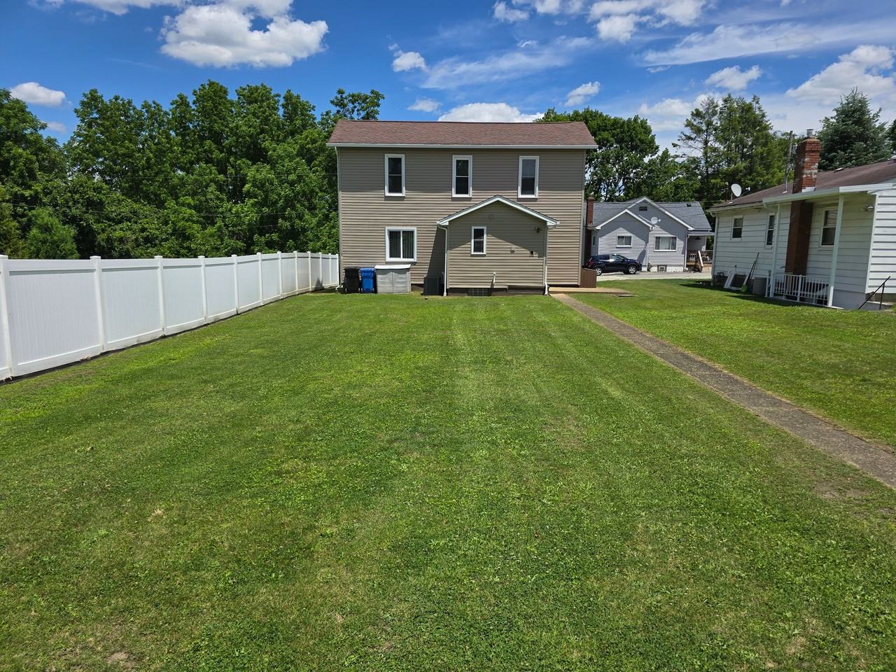 1340 5th St - Photo 2 of 20