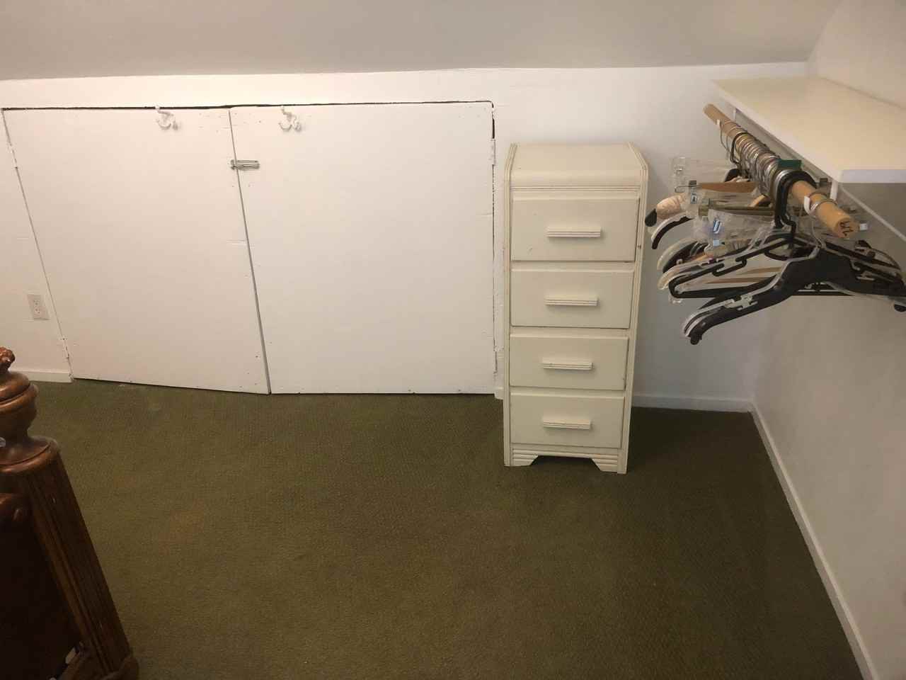 6023 Lone Pine Rd - Photo 3 of 11