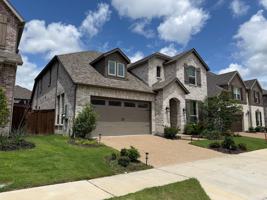 featured image of 2000 Peace Pl