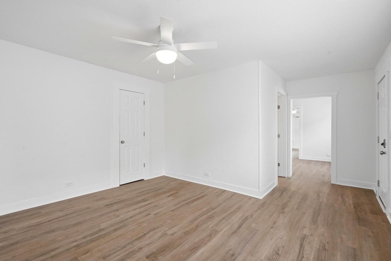1857 S 14th St - Photo 4 of 18