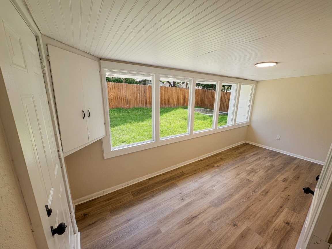 14147 Swallow Dr - Photo 3 of 13