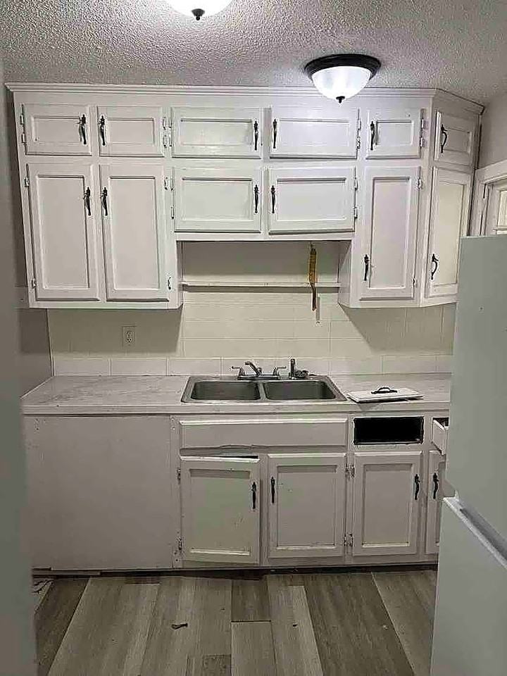 6721 Grasselli Rd - Photo 3 of 8