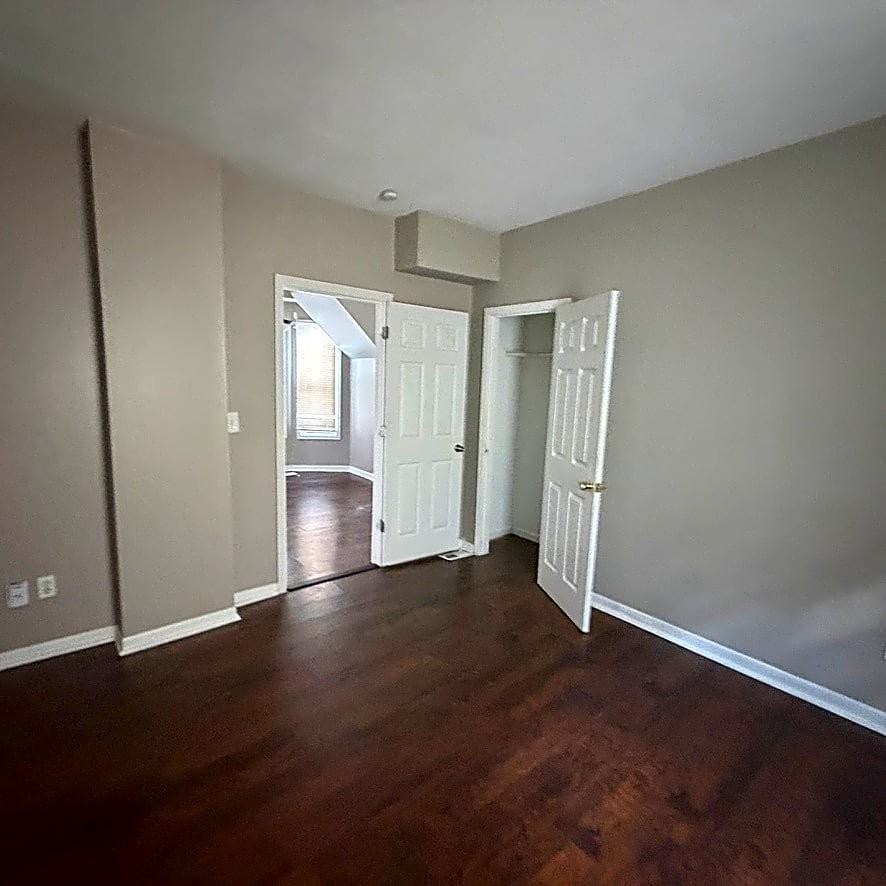 3421 E 24th St - Photo 6 of 10
