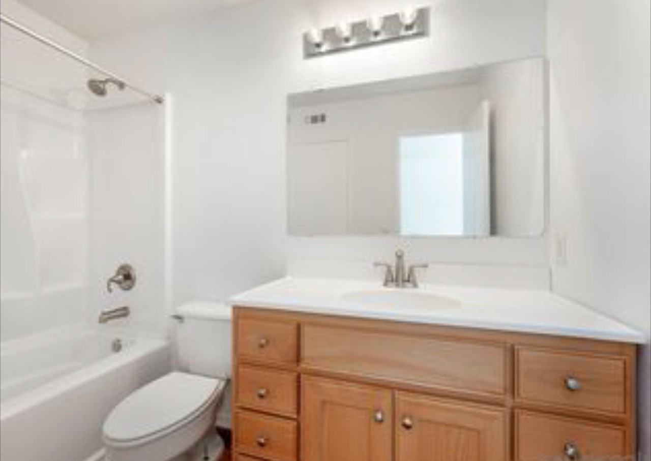 1491 Gustavo St #A - Photo 4 of 9