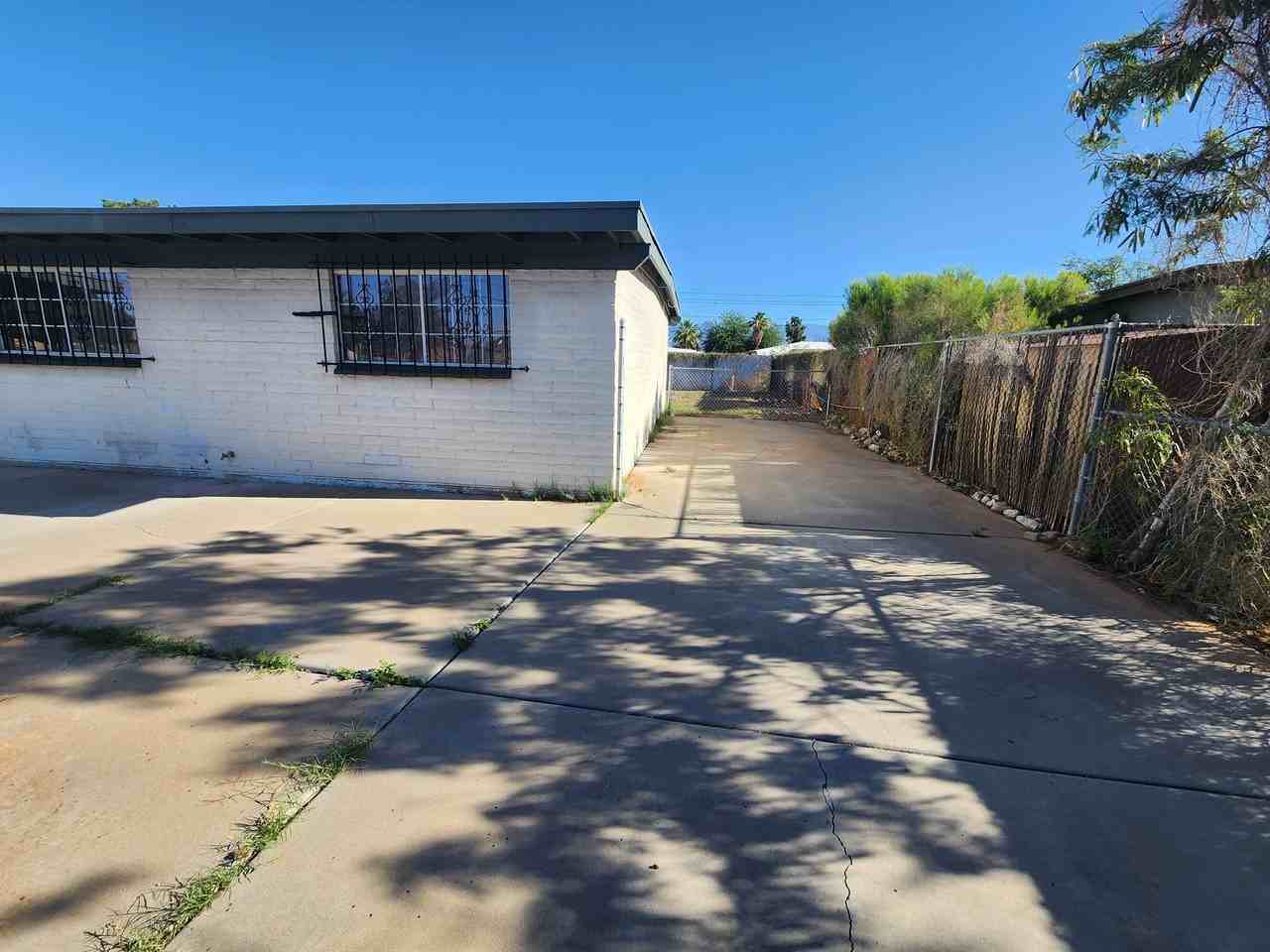 6841 E Stella Rd - Photo 3 of 15