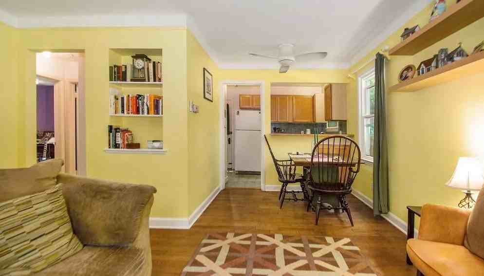 1015 Arborview Blvd - Photo 4 of 13