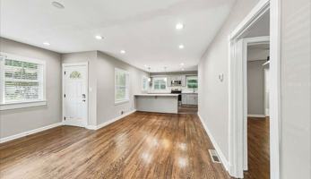 featured image of 1092 Longshore Dr