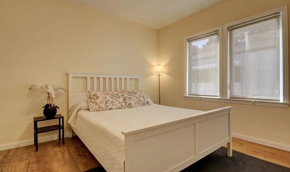 1148 Nebraska St - Photo 2 of 16