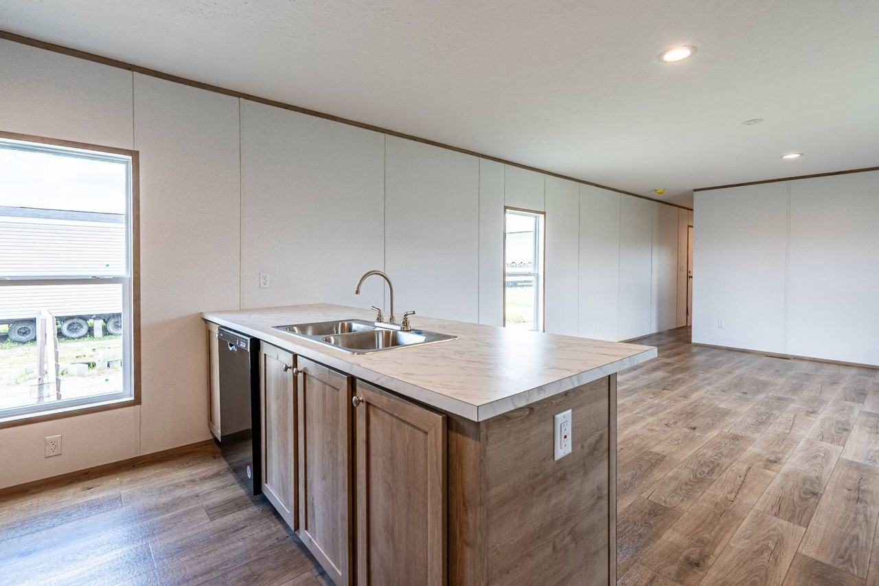 5649 Highway - Photo 2 of 10