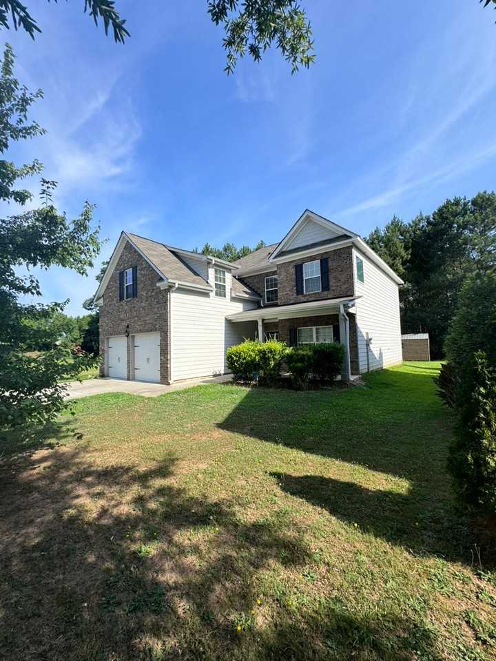 4499 Savannah Dr #NA - Photo 2 of 22