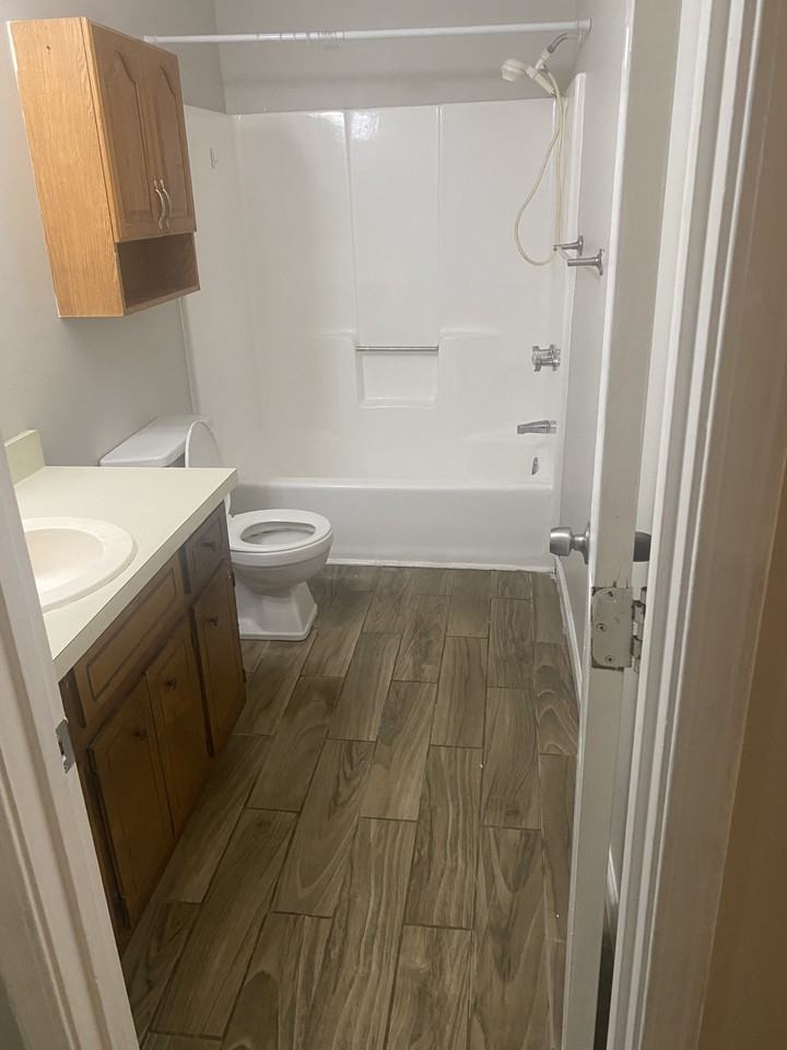 5091 Farm Valley Dr Ne #5091 - Photo 4 of 11