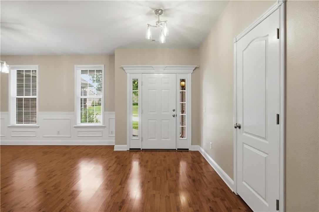 305 Nw Palomino St - Photo 5 of 21