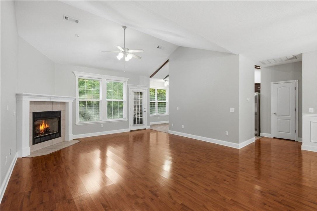 305 Nw Palomino St - Photo 6 of 21