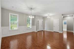 featured image of 305 Nw Palomino St