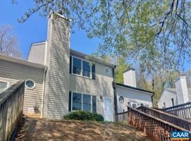 featured image of 943 Rives St