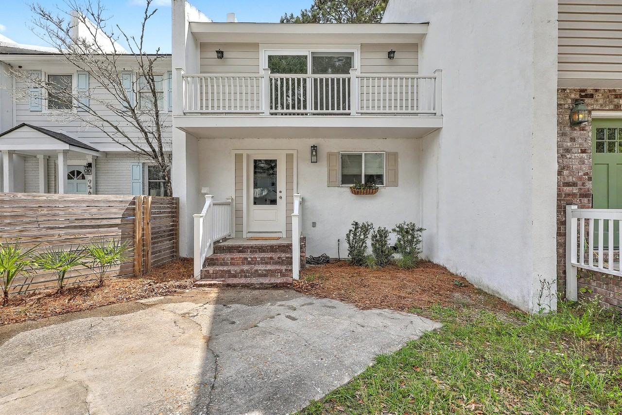 958 Myrtle Ct - Photo 4 of 40