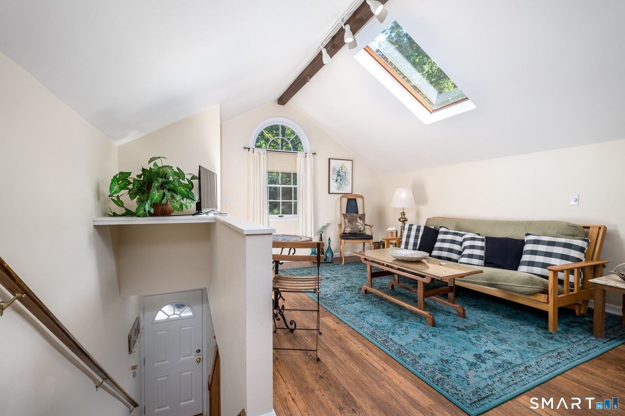 53 Huckleberry Hill Rd - Photo 4 of 18