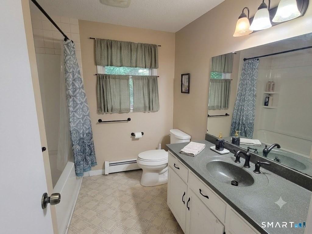 51 Riverside Dr - Photo 6 of 24