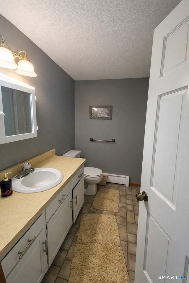 51 Riverside Dr - Photo 7 of 24