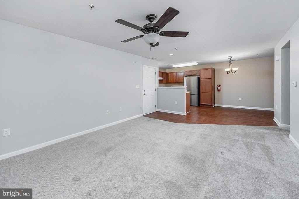 1122 Tristram Cir - Photo 4 of 19