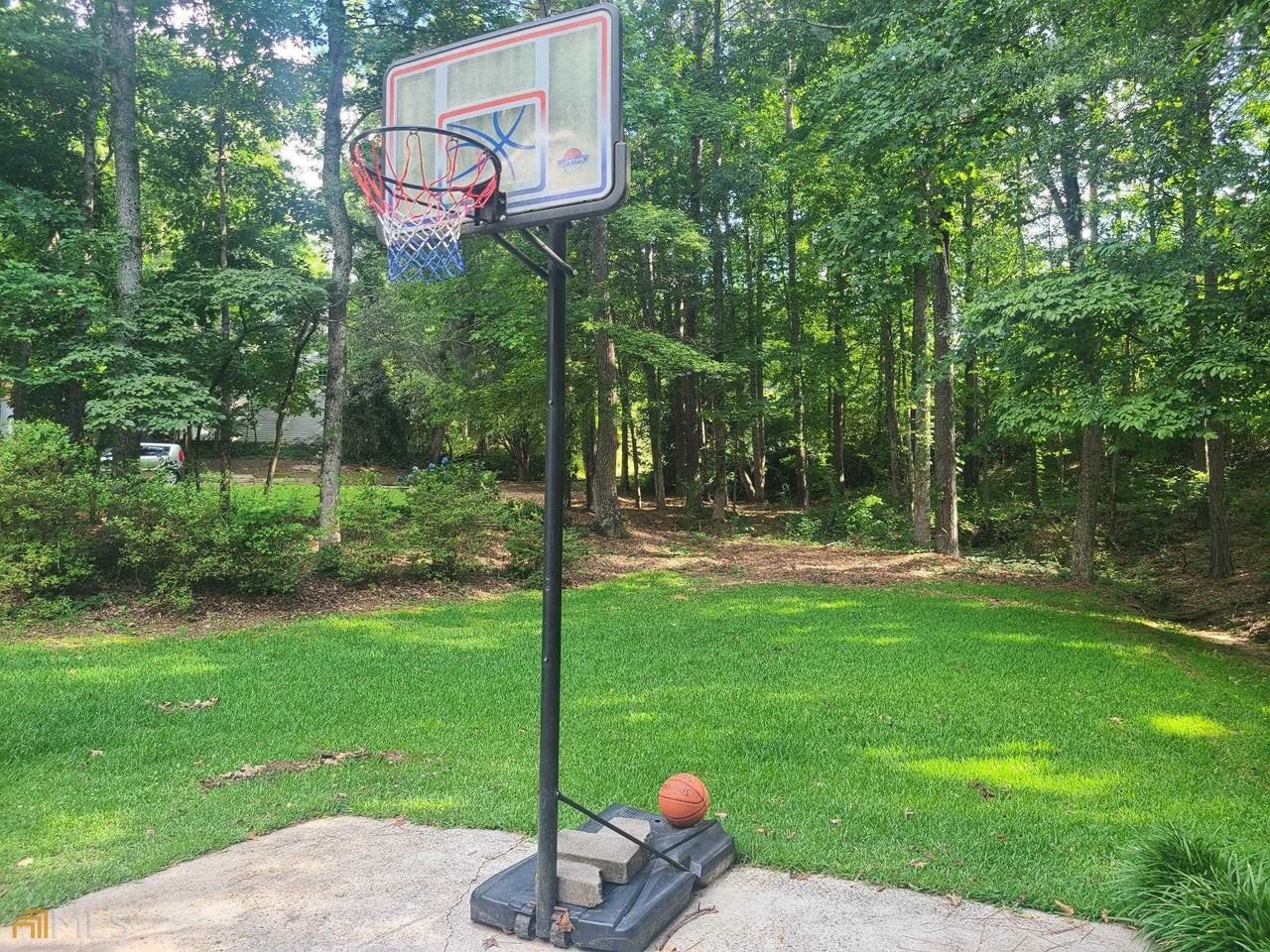 127 Welcome Wood Dr - Photo 2 of 29