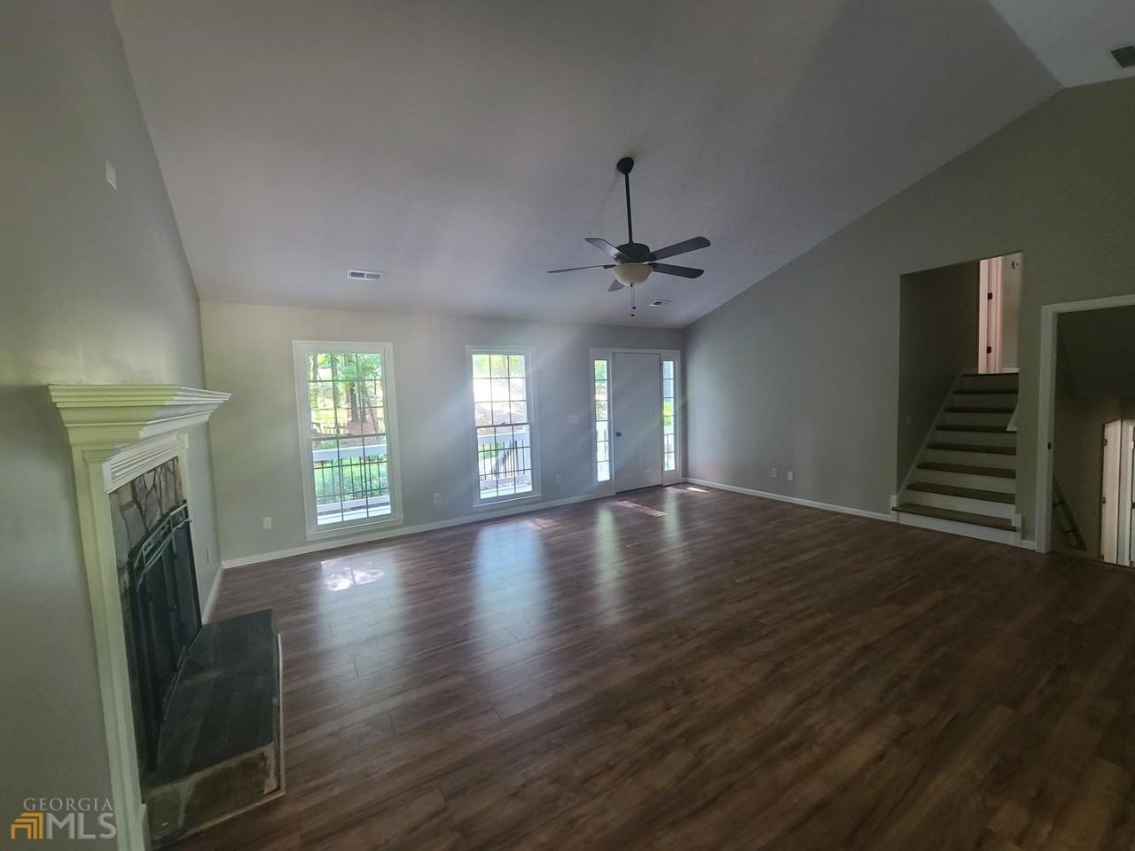 127 Welcome Wood Dr - Photo 6 of 29