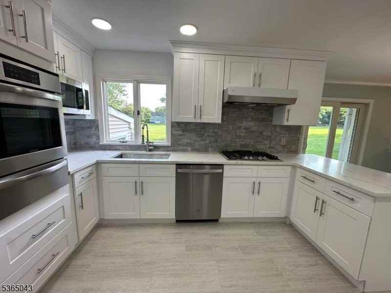 21 Meadowview Rd - Photo 7 of 21