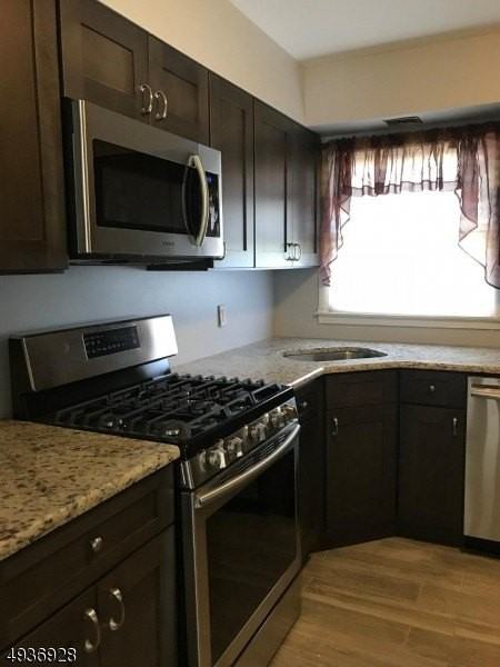 53 Birch Ave - Photo 4 of 10