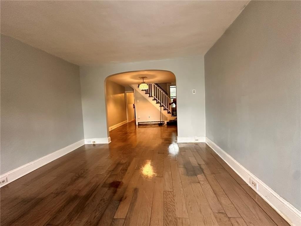 305 E Union St #305 - Photo 3 of 17