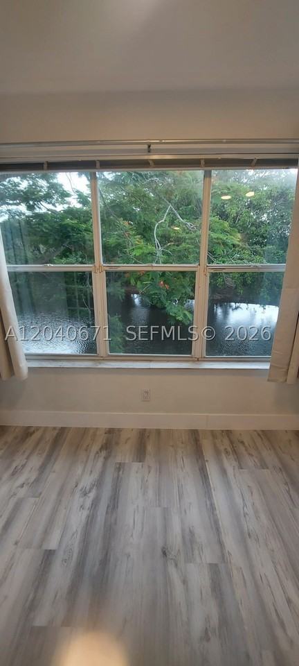 13060 Vista Isles Dr #227 - Photo 6 of 15