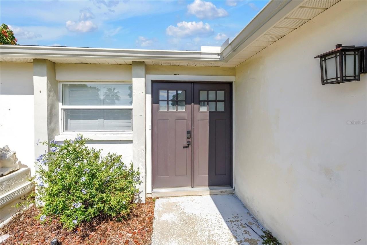 3216 Pine Haven Dr - Photo 3 of 36