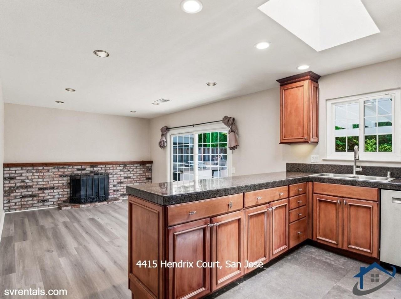 4415 Hendrix Ct - Photo 4 of 25