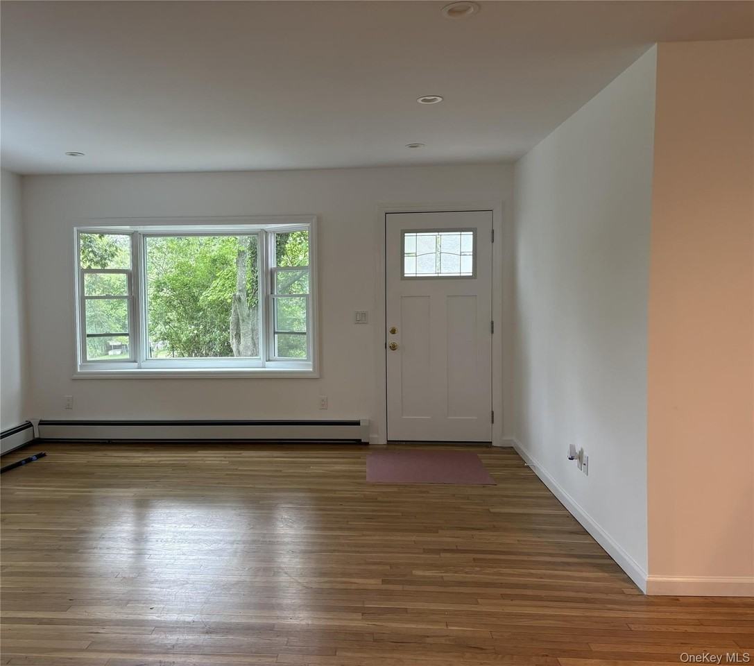 50 Pine St - Photo 2 of 18