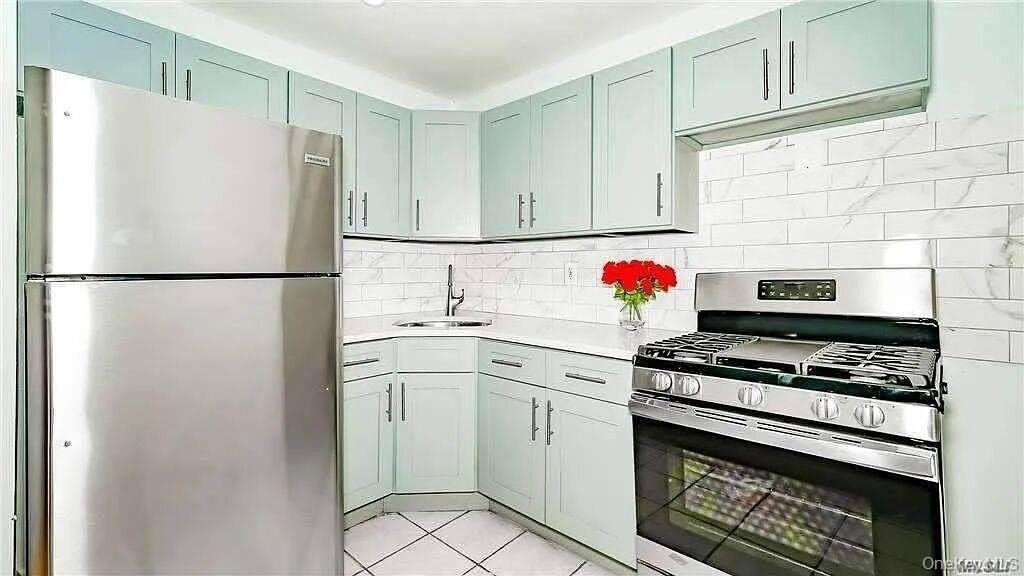 16425 109th Dr - Photo 4 of 7