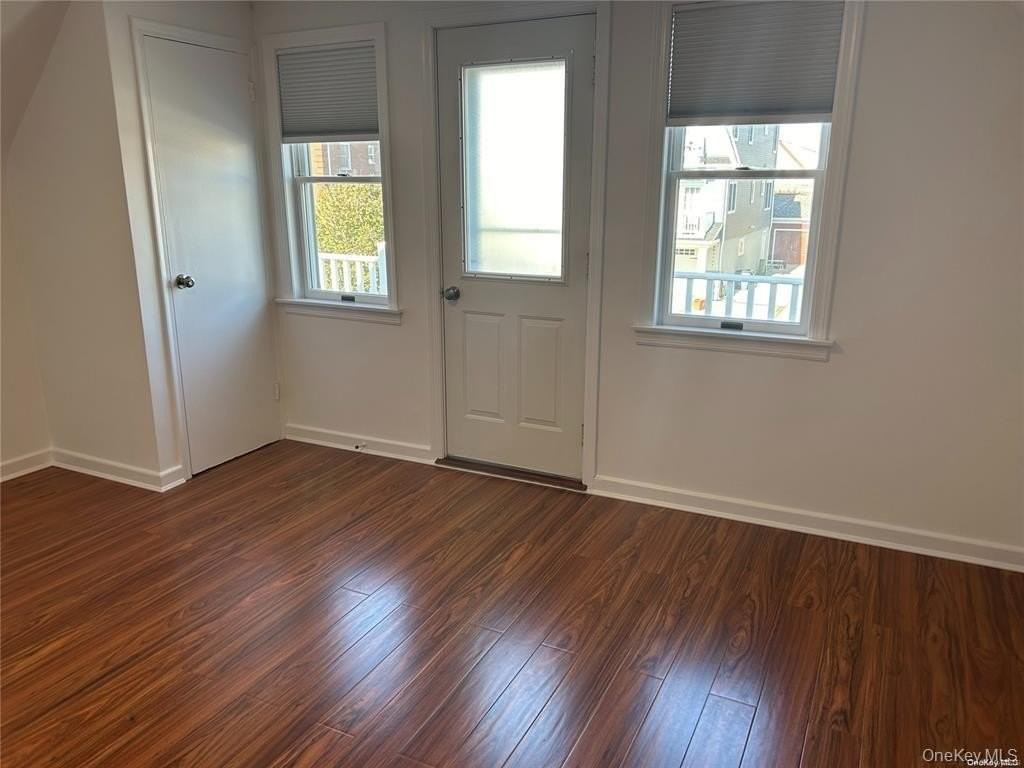 318 E Penn St - Photo 2 of 8