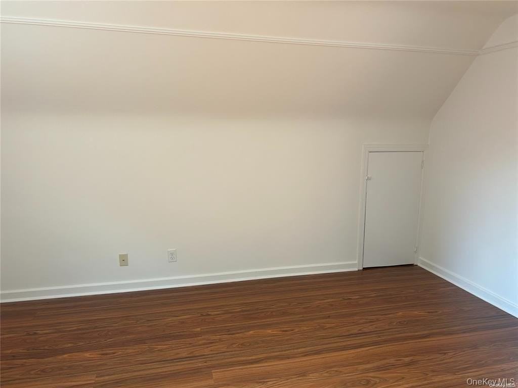 318 E Penn St - Photo 5 of 8