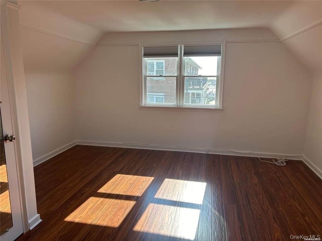 318 E Penn St - Photo 6 of 8