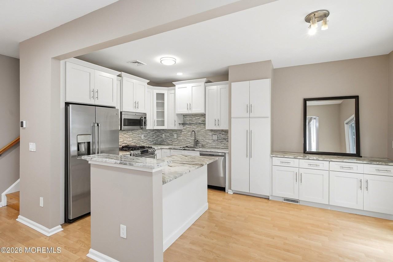5 Manhattan Dr #63 - Photo 6 of 24